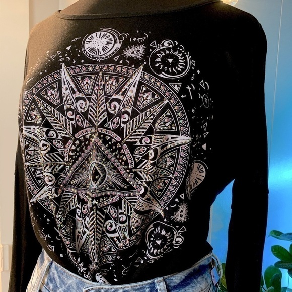 Charlotte Russe Astrology Black Long Sleeve - Picture 3 of 16